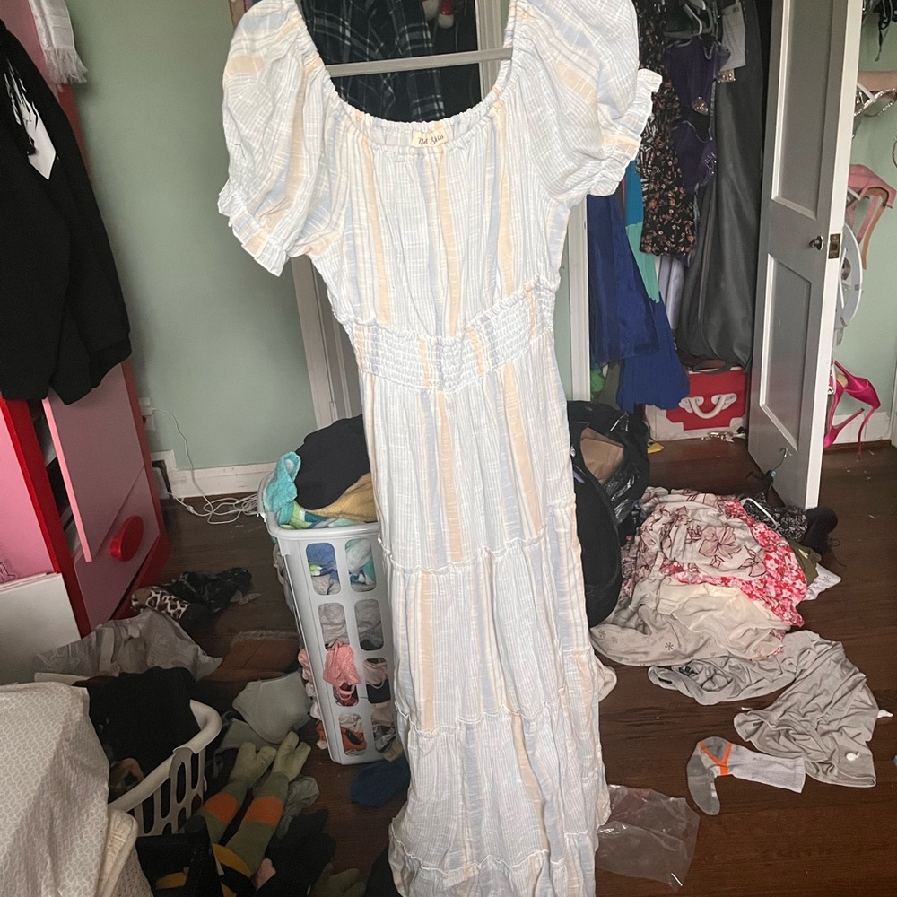 Elegant White and Cream Women's Dress